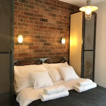Apartment 36