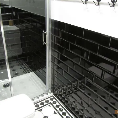 Apartment 36