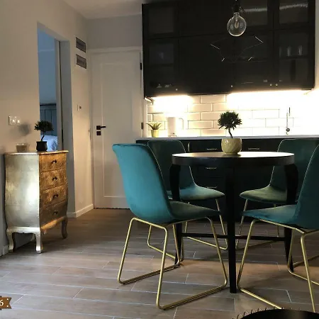 Apartment 36