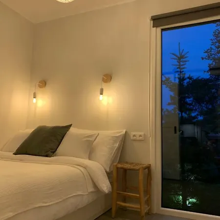 Apartment 36